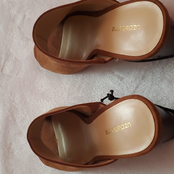 Liz Claiborne mules high heel shoes - Picture 3 of 6